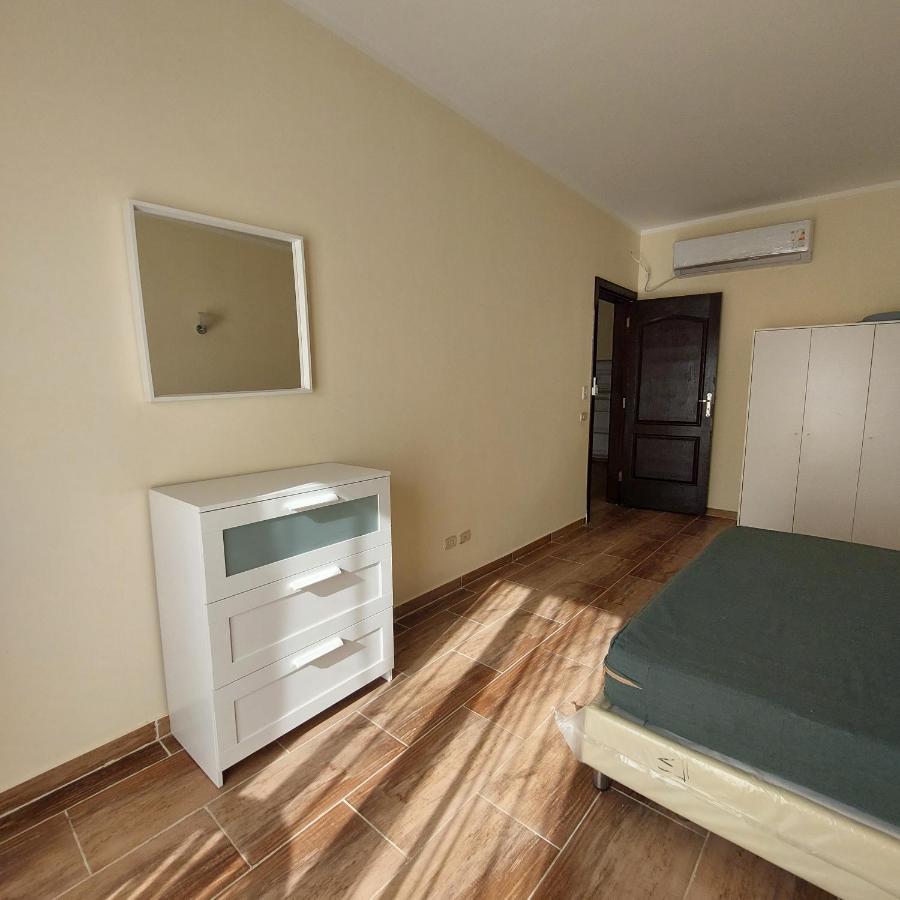 Florenza Khamsin 1 Bedroom Apartment With Swimming Pool View フルガダ エクステリア 写真